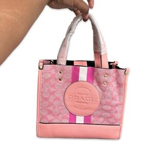 NWOT FASHION Tote/Crossbody